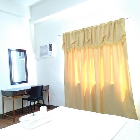 Meaco Royal Hotel- Aparri Camalaniugan エクステリア 写真