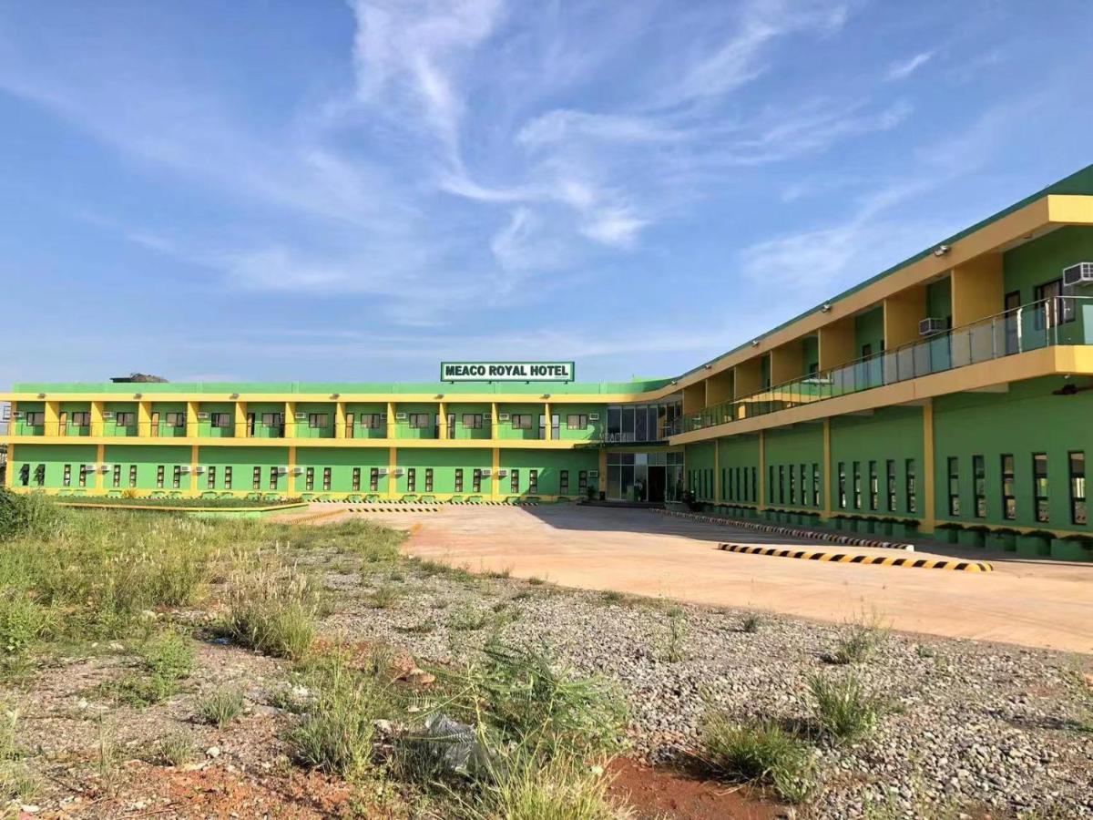 Meaco Royal Hotel- Aparri Camalaniugan エクステリア 写真